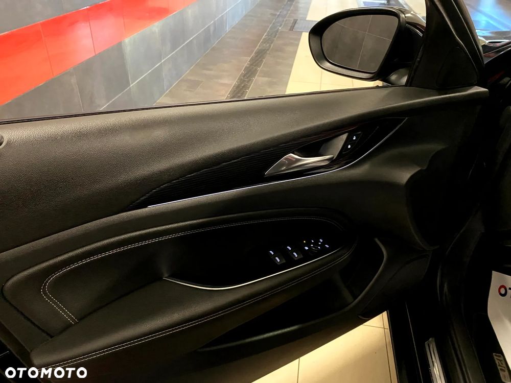 Opel Insignia CT 1.5 T Exclusive S&S - 14
