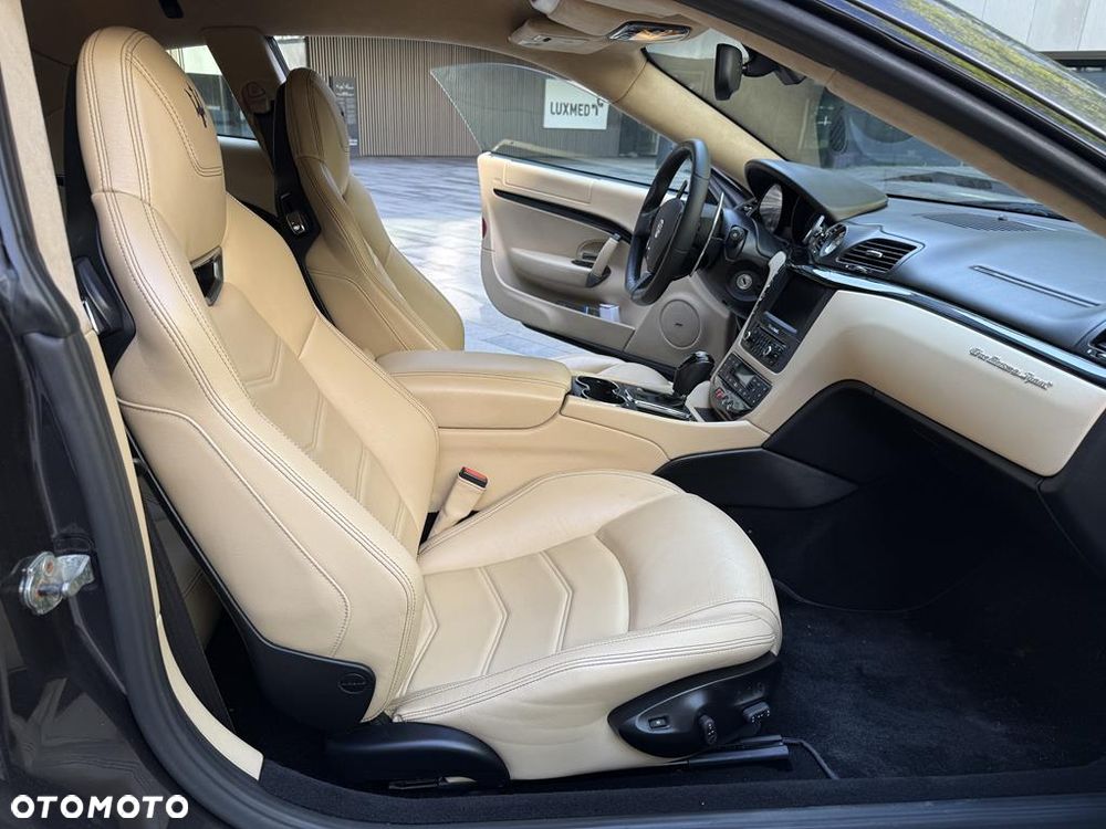 Maserati GranTurismo S Automatik - 26