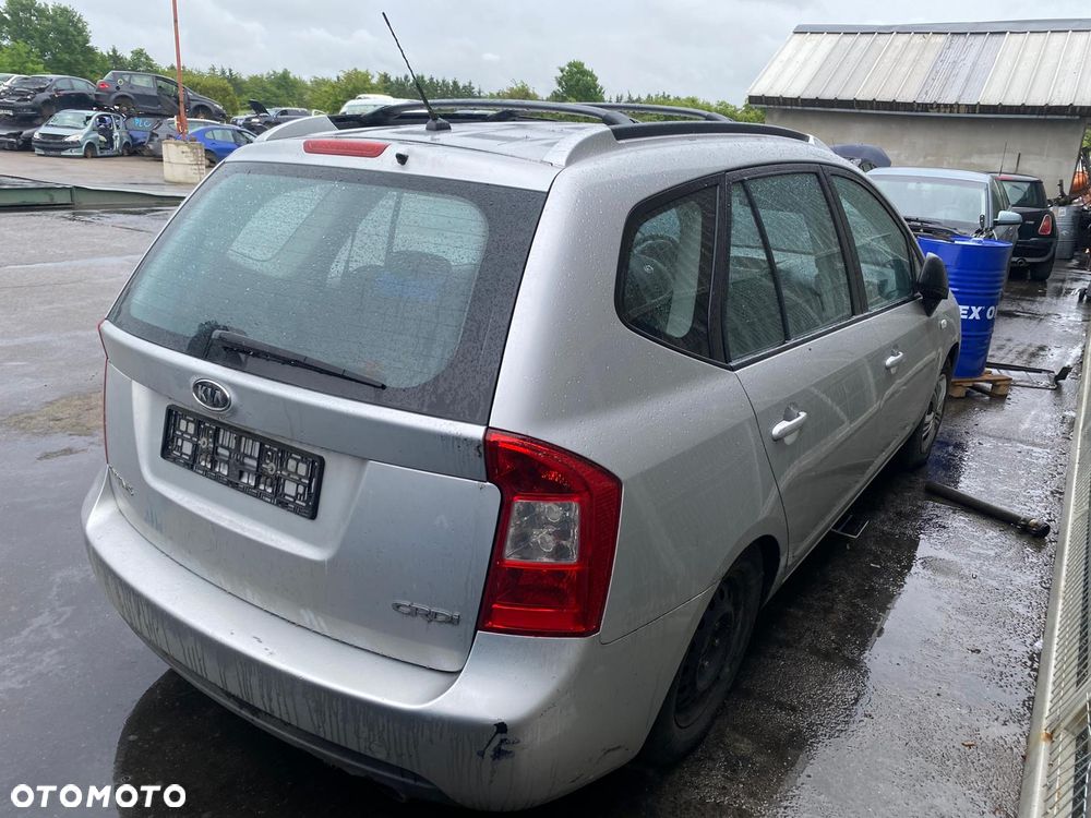 174 / Kia Carens / Na Części - 4