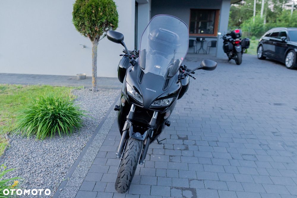 Honda CBF - 5