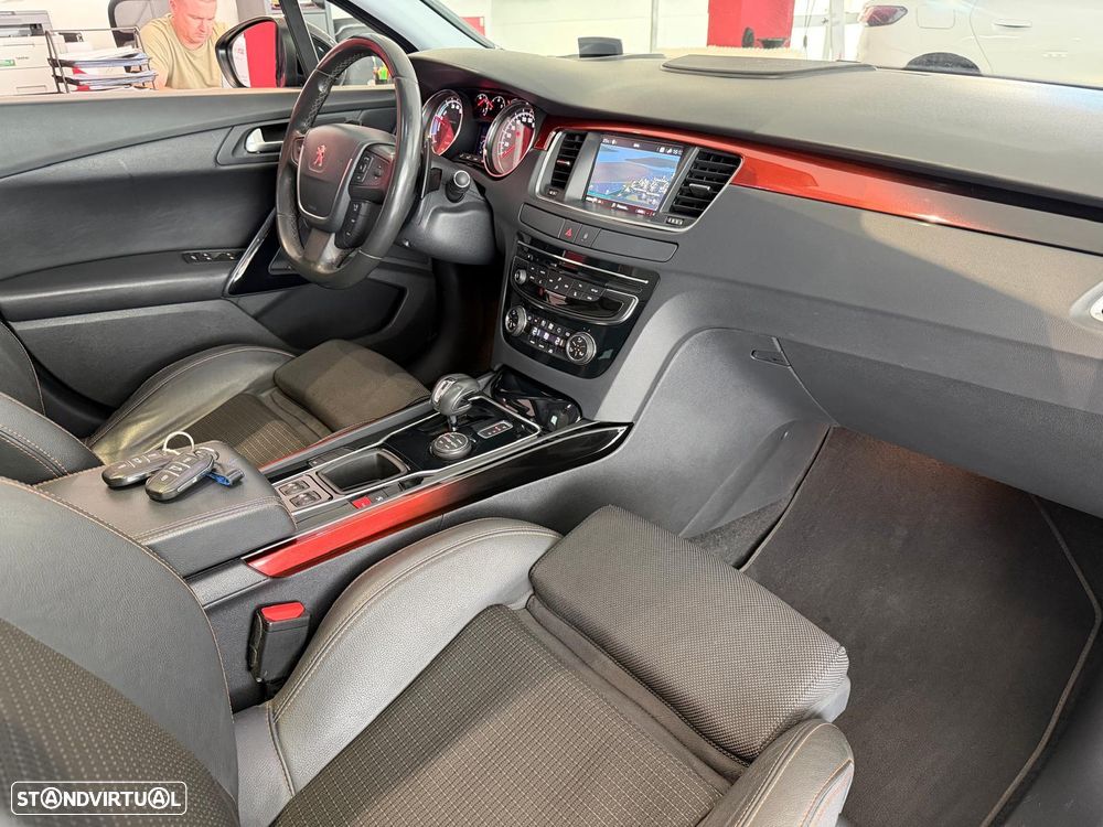 Peugeot 508 RXH - 12
