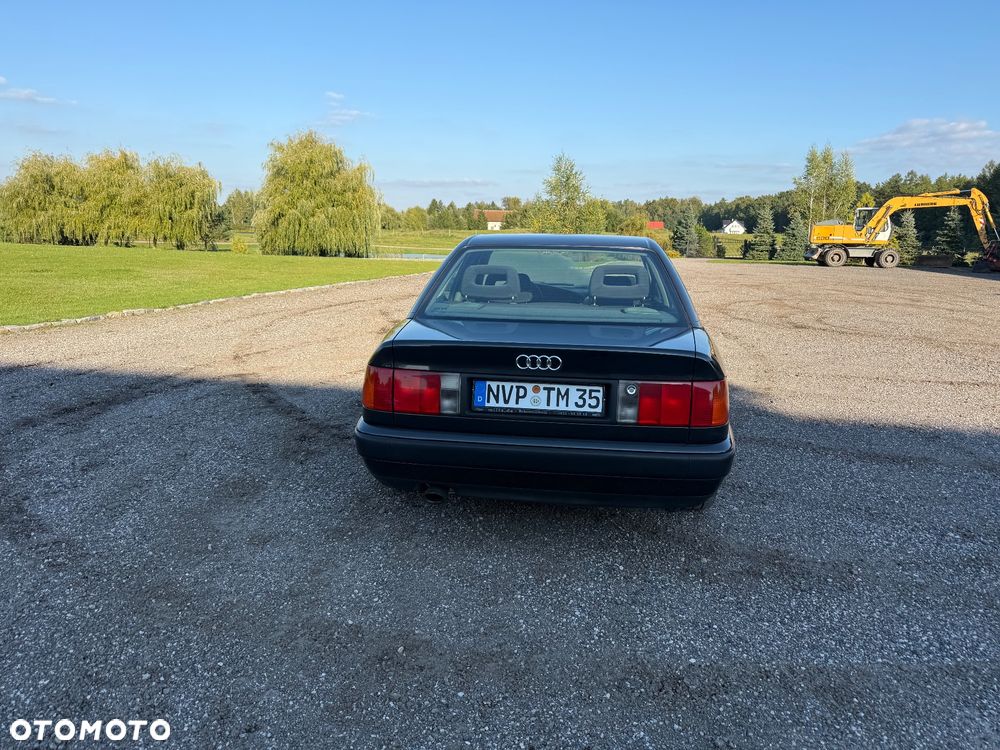 Audi 100 2.0 E - 5