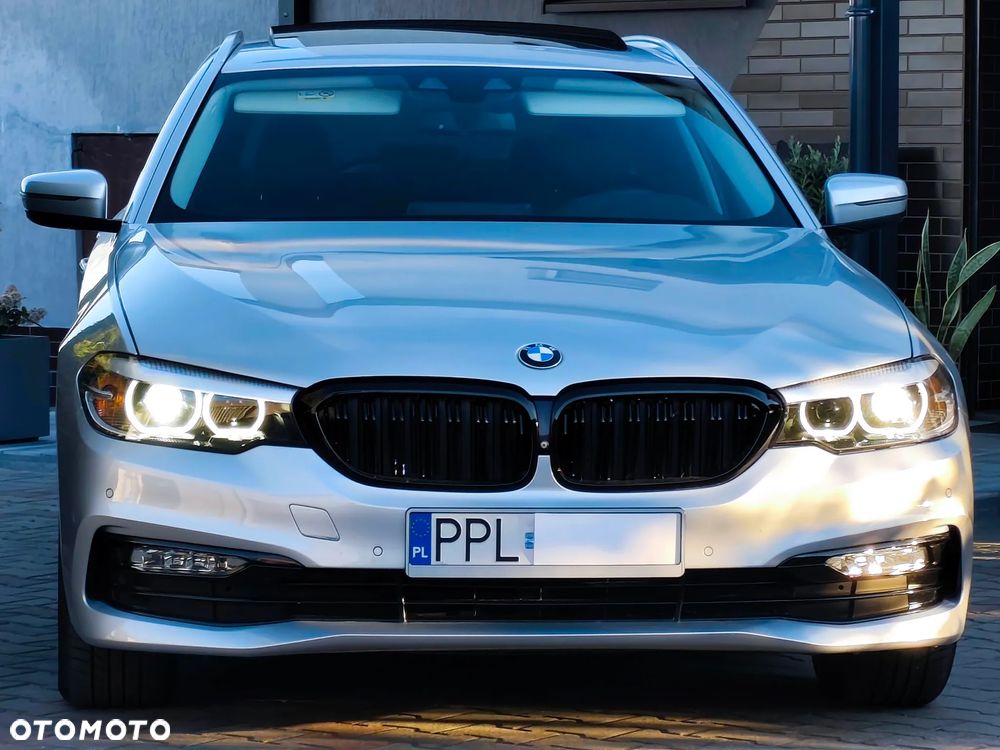 BMW Seria 5 520i GPF Luxury Line sport - 14
