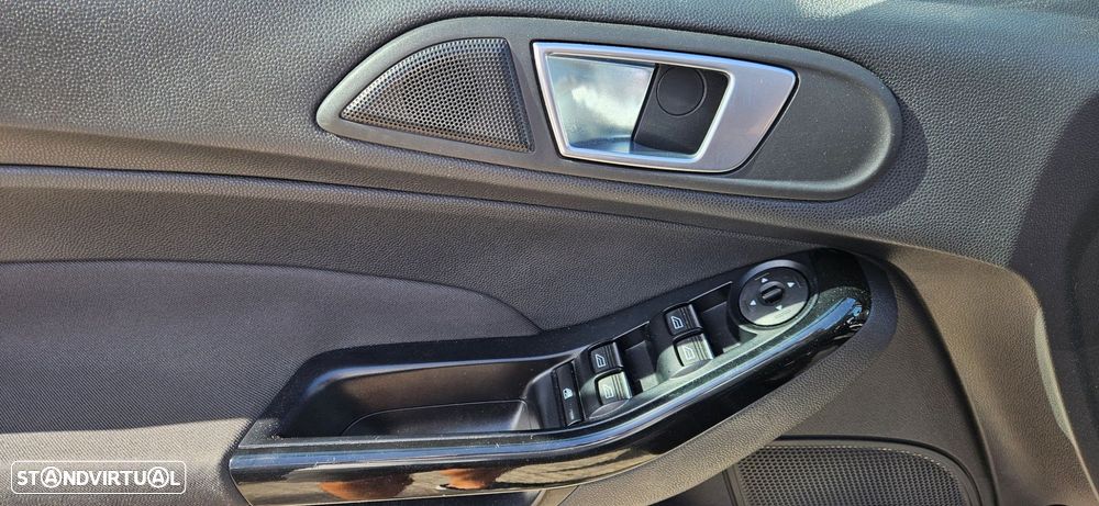 Ford Fiesta 1.0 EcoBoost Titanium Aut. - 18