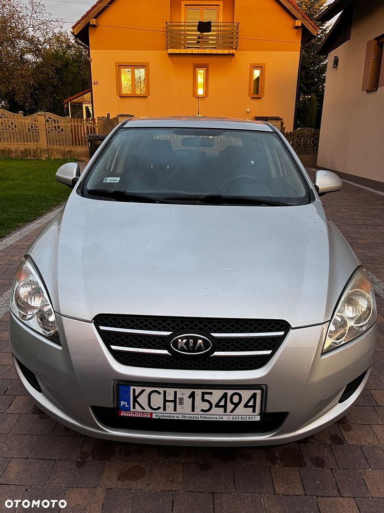 Kia Ceed Cee'd 1.4 Comfort - 4