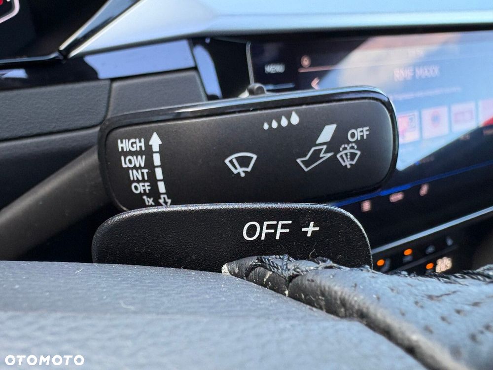 Volkswagen Arteon 2.0 TSI R-Line DSG - 27