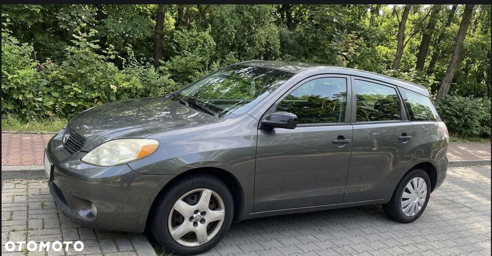 Toyota Matrix 1.8 - 10