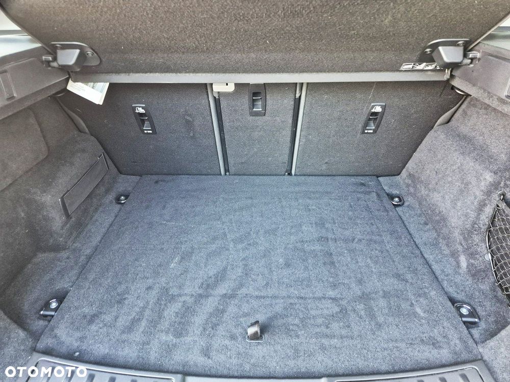 Land Rover Range Rover Evoque - 40