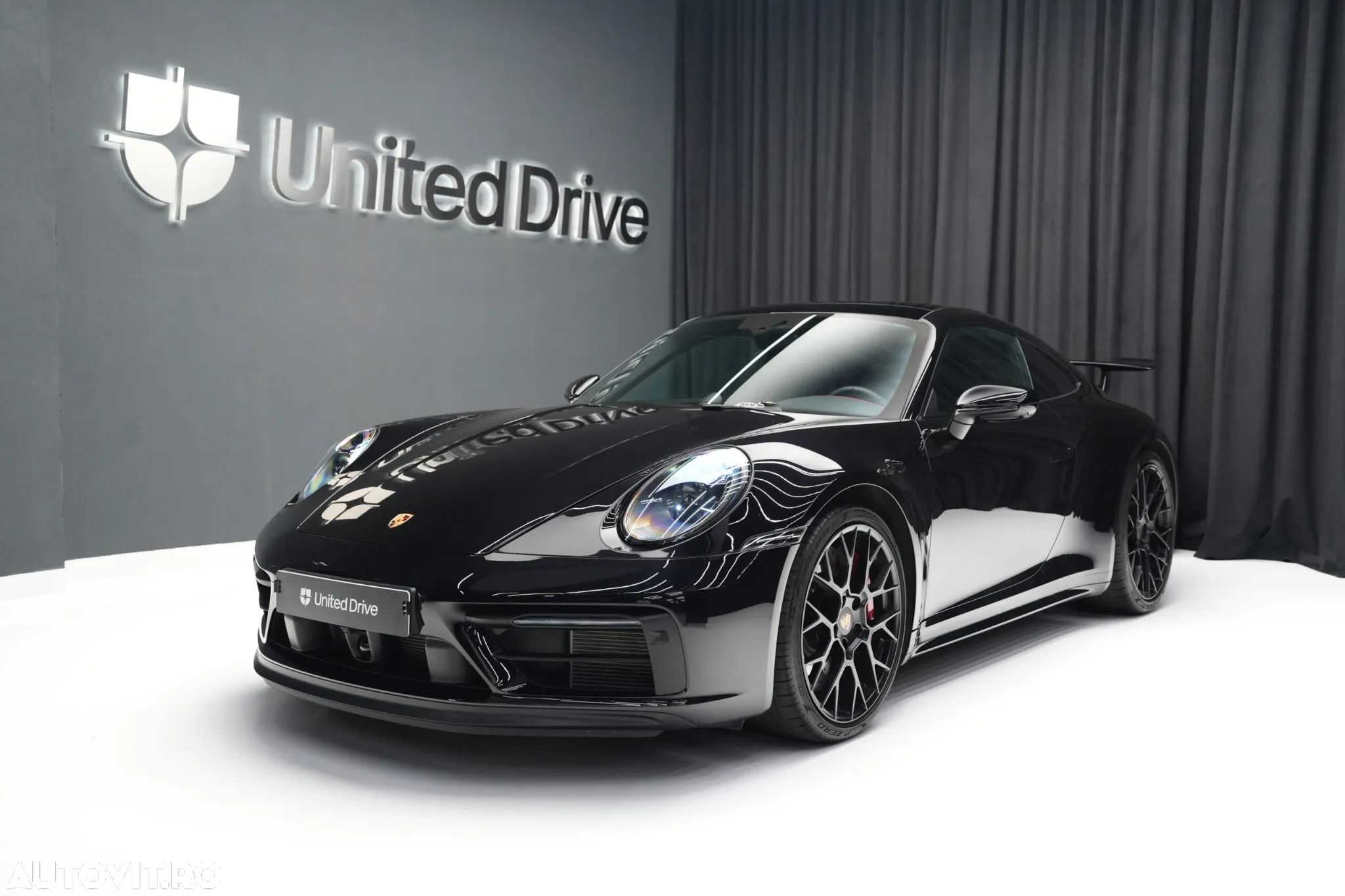 Porsche 992 - 1