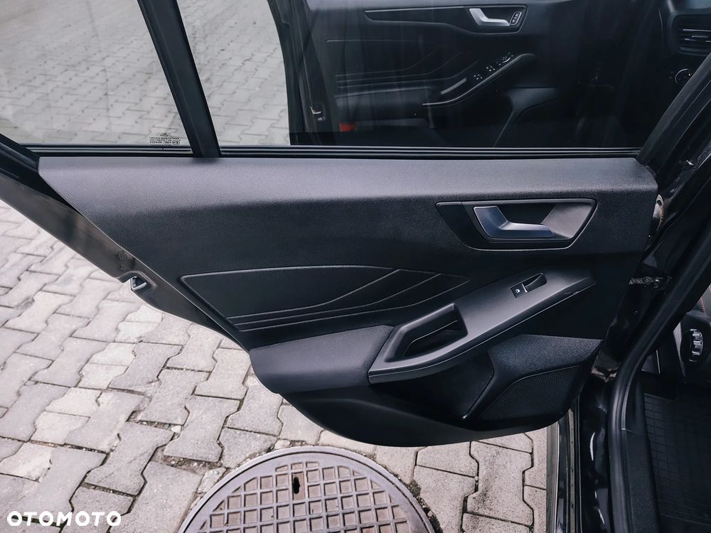 Ford Focus - 16