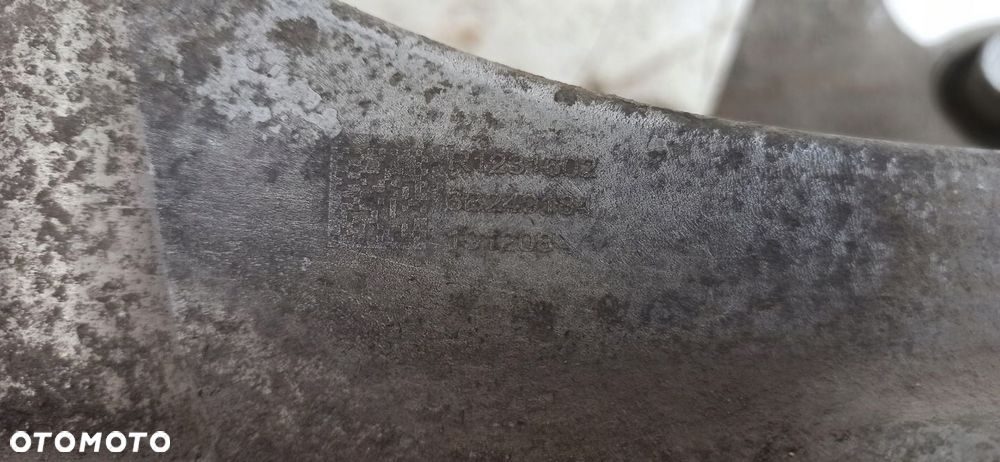 TESLA MODEL 3 2017-2020 zwrotnica prawy lewy tył 1044416-00-F 1044411-00-F - 12