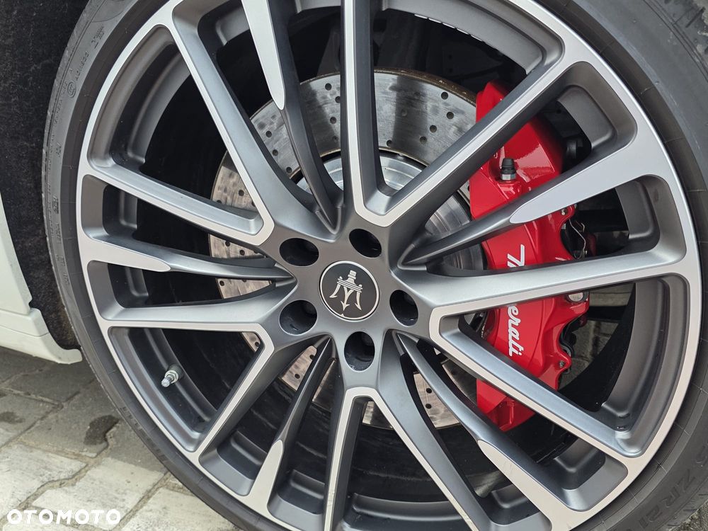 Maserati Ghibli - 27