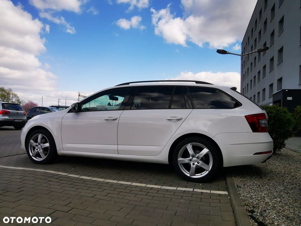 Skoda Octavia 1.6 TDI Ambition - 1