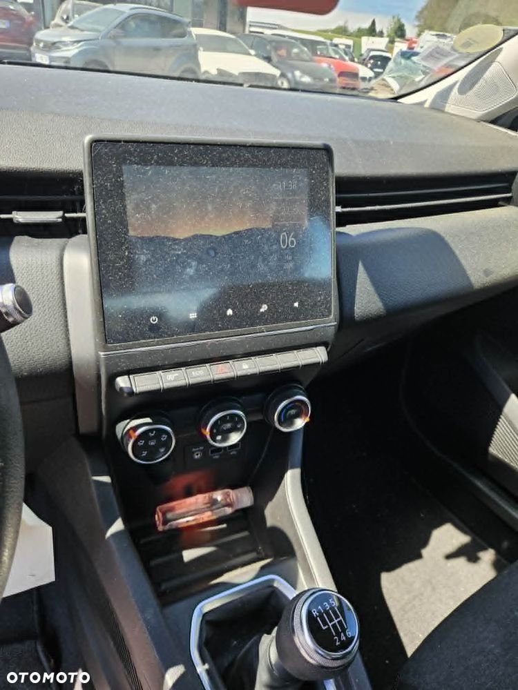 Renault Clio BLUE dCi 85 BUSINESS EDITION - 15