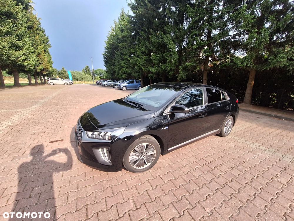 Hyundai IONIQ - 1