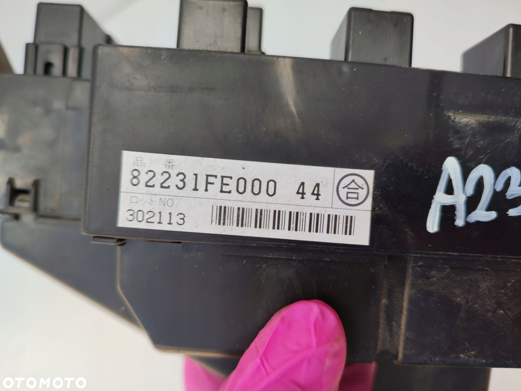 Skrzynka bezpieczników SUBARU IMPREZA II LIFT GD 2.0B 03-06 82231FE000 - 5
