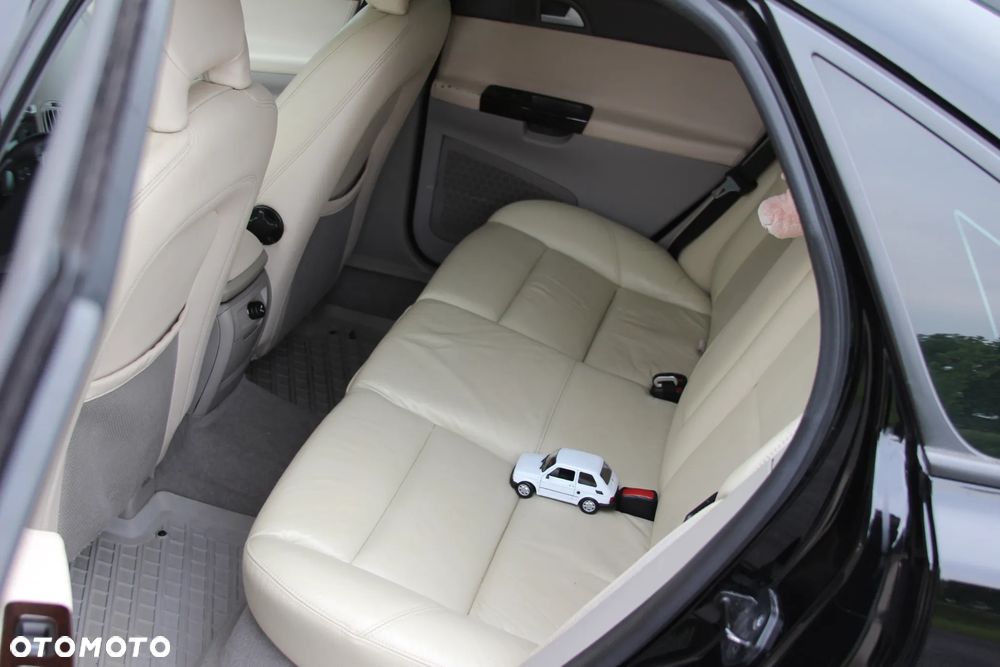 Volvo S40 2.0D Momentum - 16
