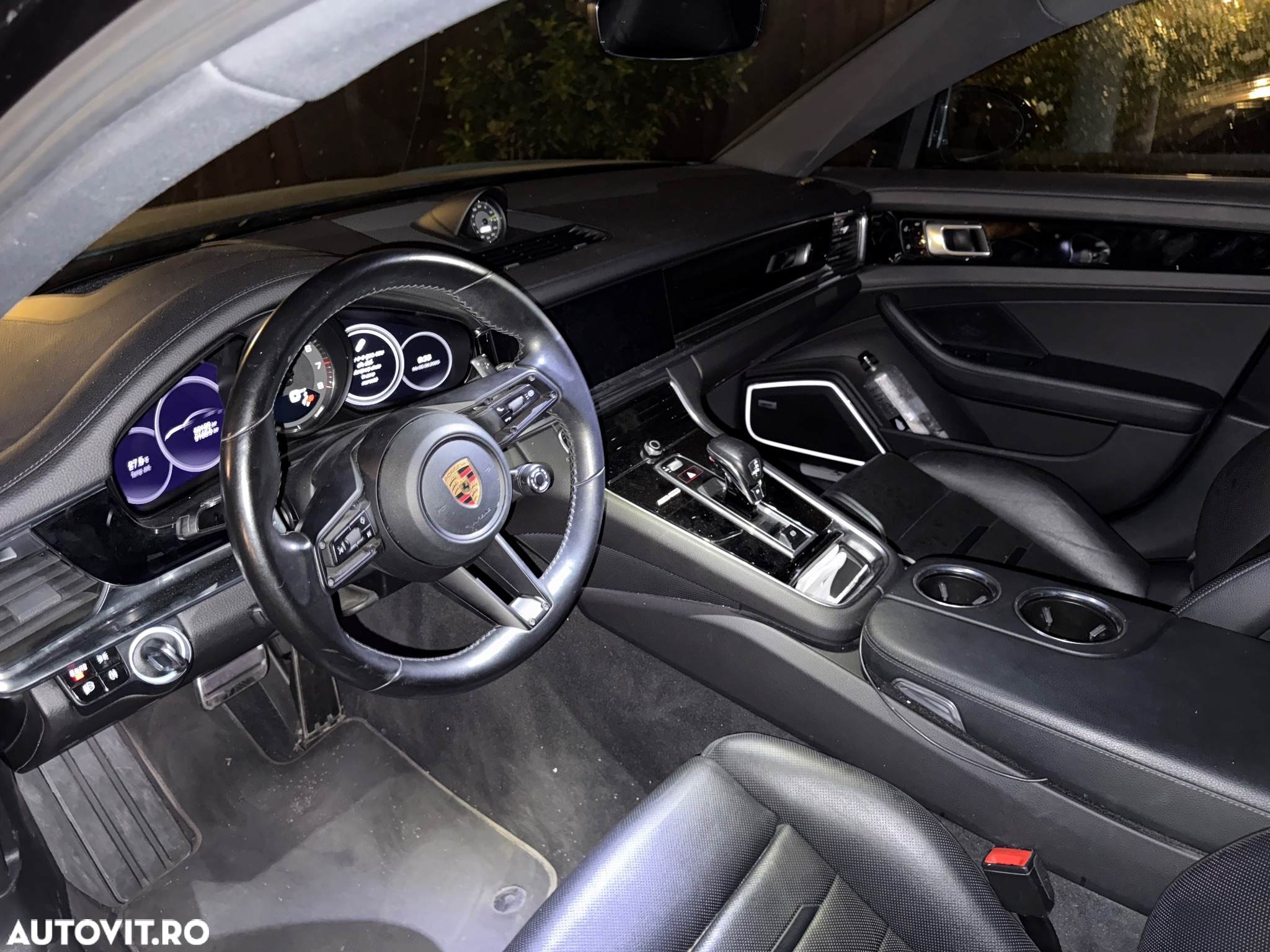 Porsche Panamera - 8