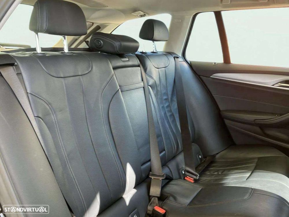 BMW 520 d Auto - 15