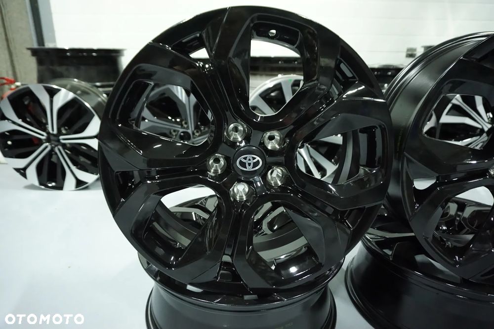 FELGI ALUMINIOWE 18 TOYOTA  CH-R AURIS AVENSIS RAV 4 COROLLA VERSO YARIS CROSS CAMRY  5X114,3 - 8