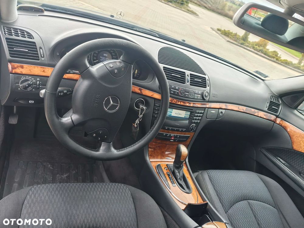 Mercedes-Benz Klasa E - 2