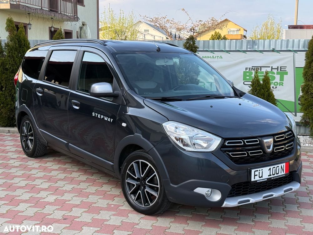 Dacia Lodgy 1.5 dCi Stepway - 4