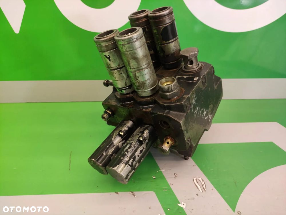 Rozdzielacz 1525503796 Rexroth Deutz-fahr K100 Agrotron - 3