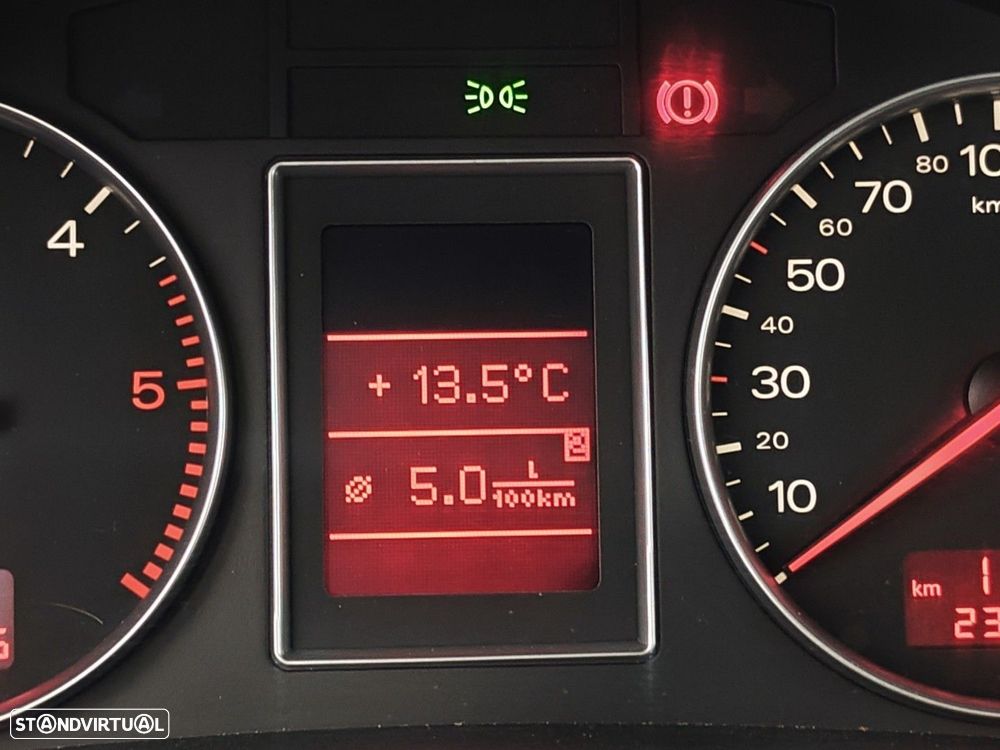 Audi A4 1.9 TDI m5 Sport - 21