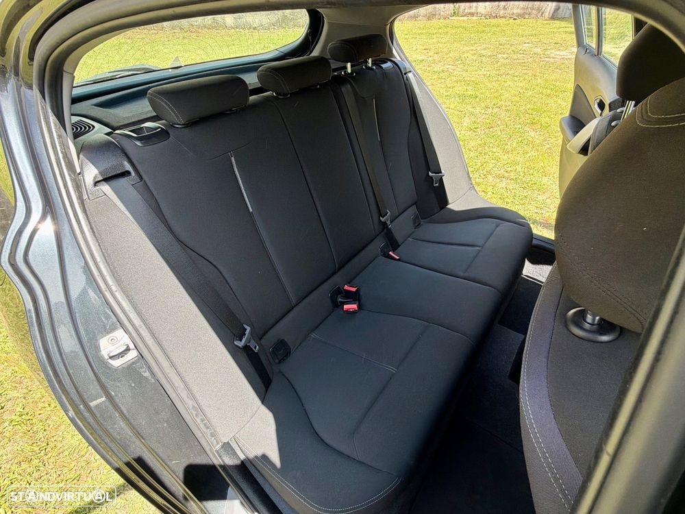 BMW 116 d Line Sport - 16