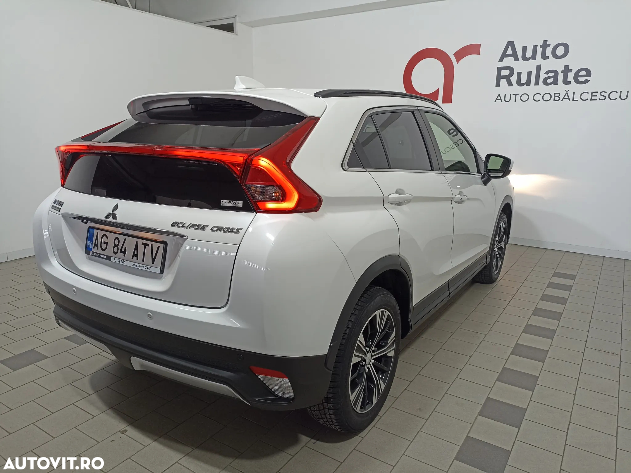 Mitsubishi Eclipse-Cross - 4