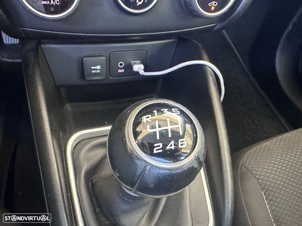 Fiat Tipo Station Wagon 1.6 M-Jet Lounge Tech - 21