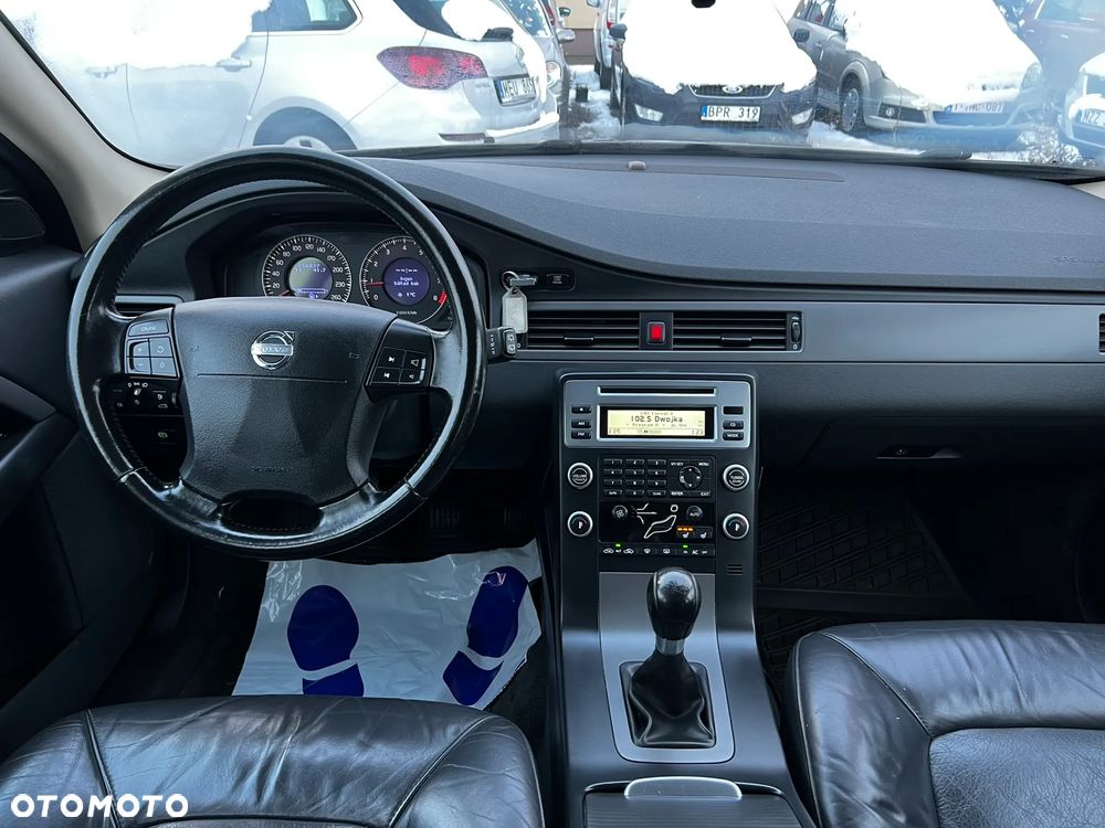 Volvo V70 2.0 Kinetic - 6