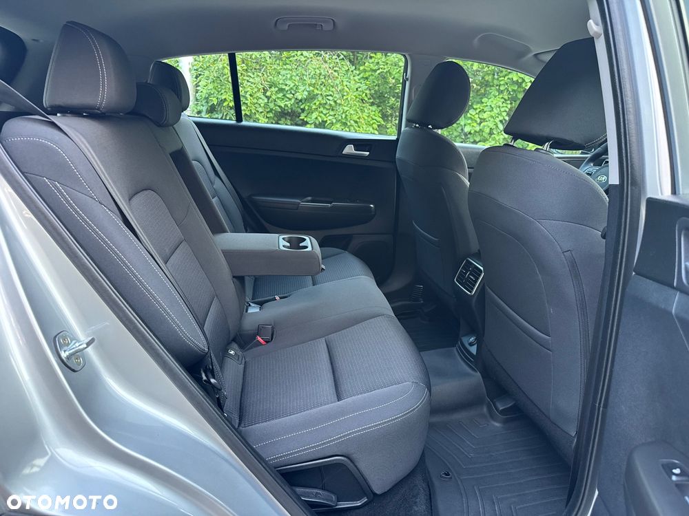 Kia Sportage 1.6 T-GDI AWD DCT PLATINUM - 30