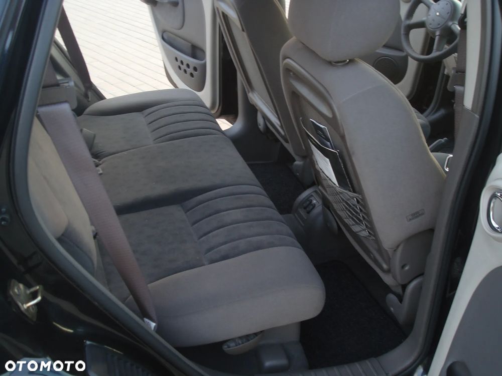 Chrysler PT Cruiser - 19