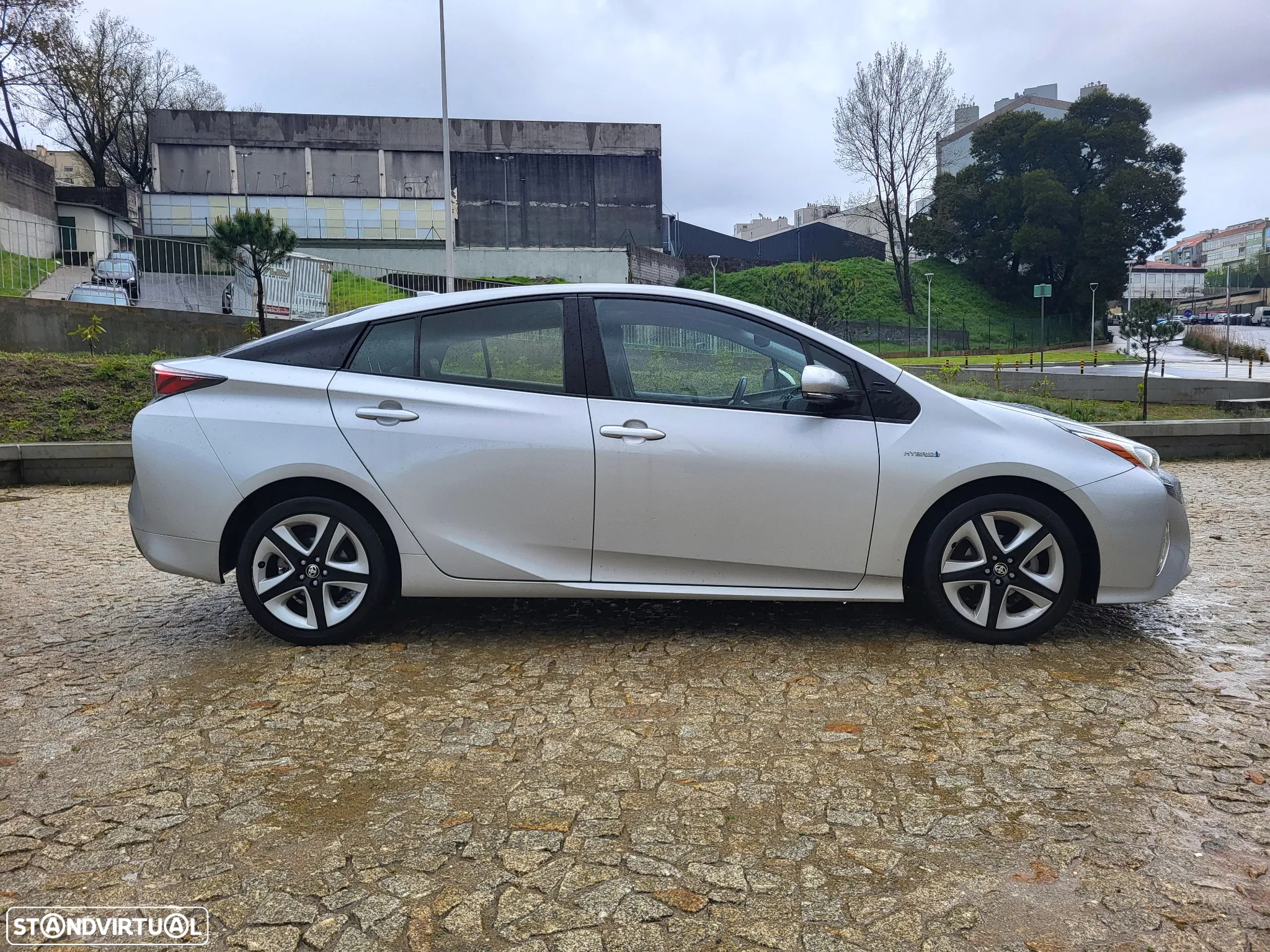 Toyota Prius 1.8 Luxury Pele - 10