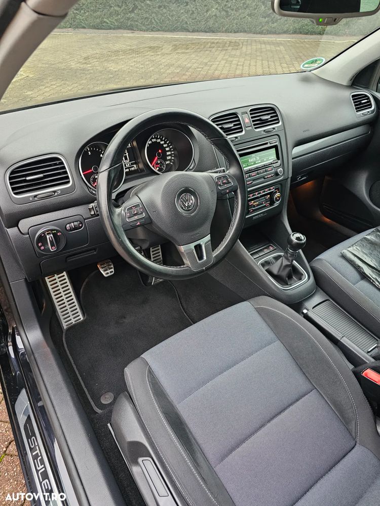 Volkswagen Golf 2.0 TDI DPF Style - 15