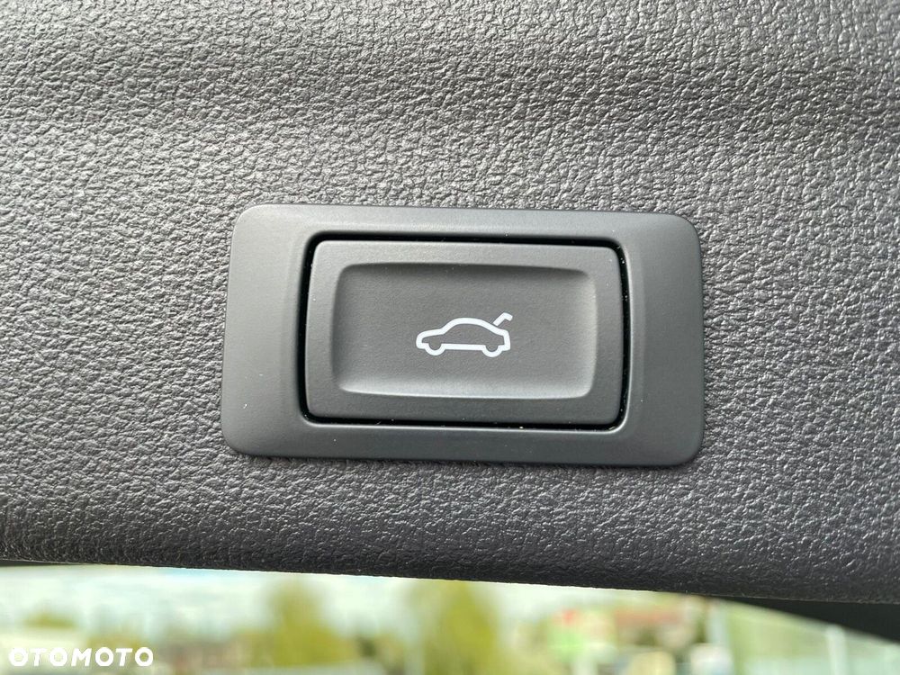 Audi A6 Allroad - 10