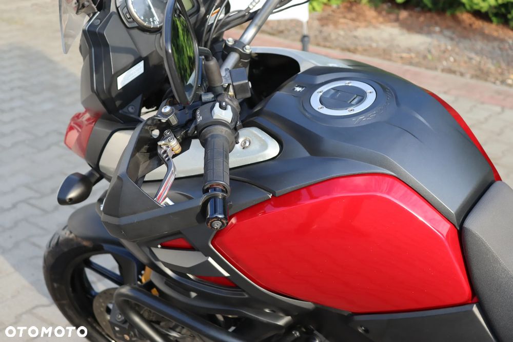 Suzuki V-STROM - 22