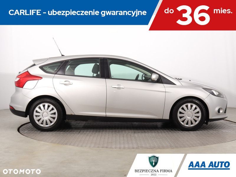 Ford Focus - 8