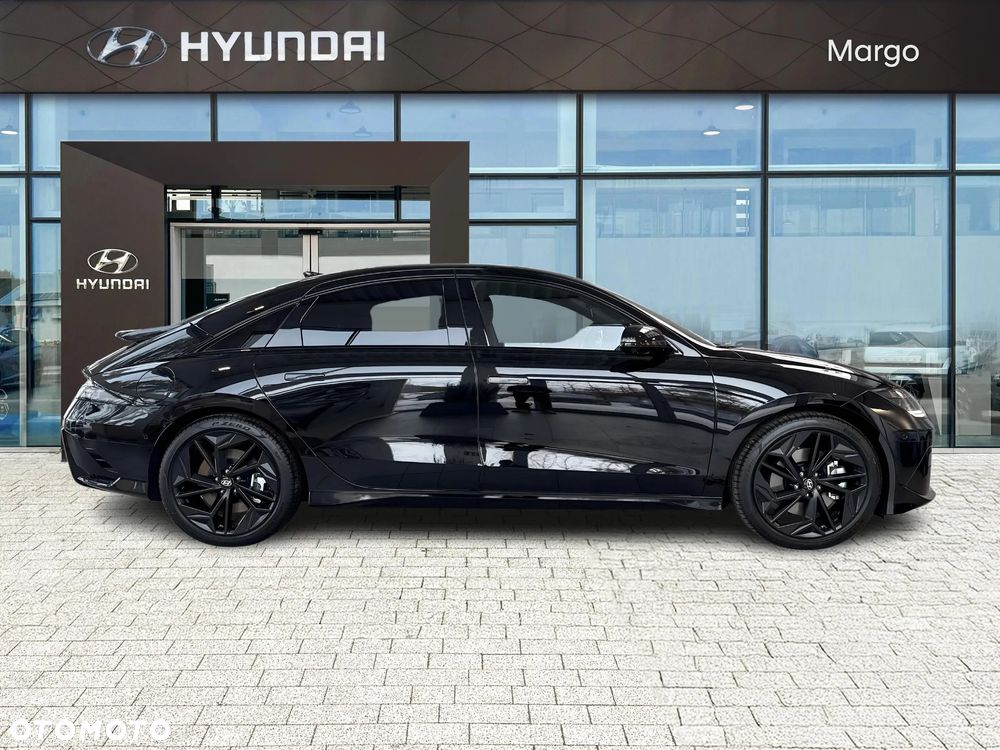 Hyundai IONIQ 6 77kWh Black Edition - 9