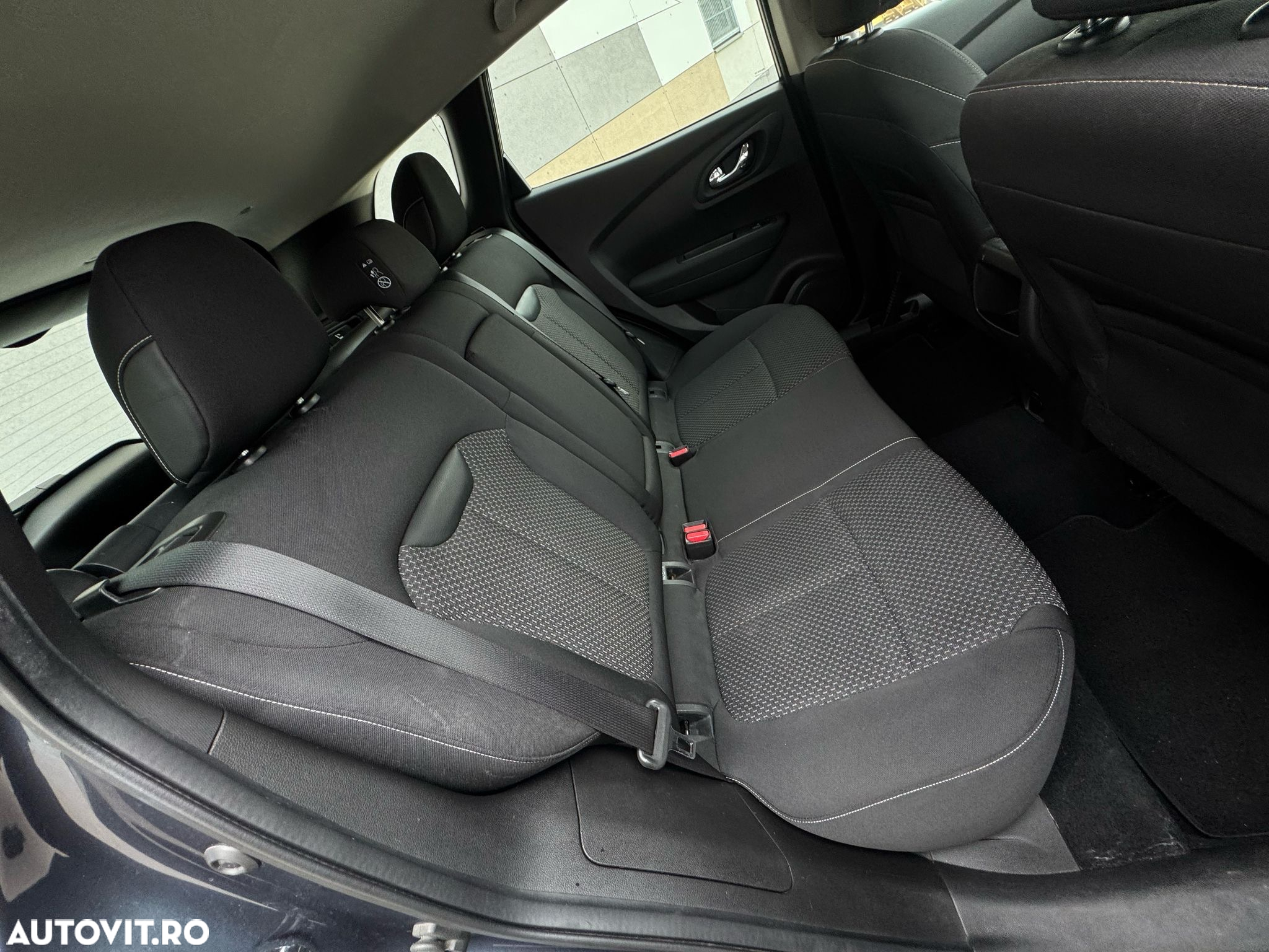 Renault Kadjar 1.6 DCI CVT Intens - 10