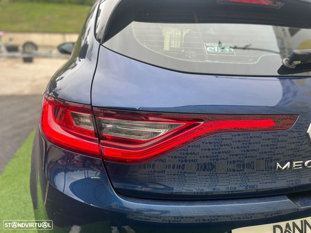 Renault Mégane - 5