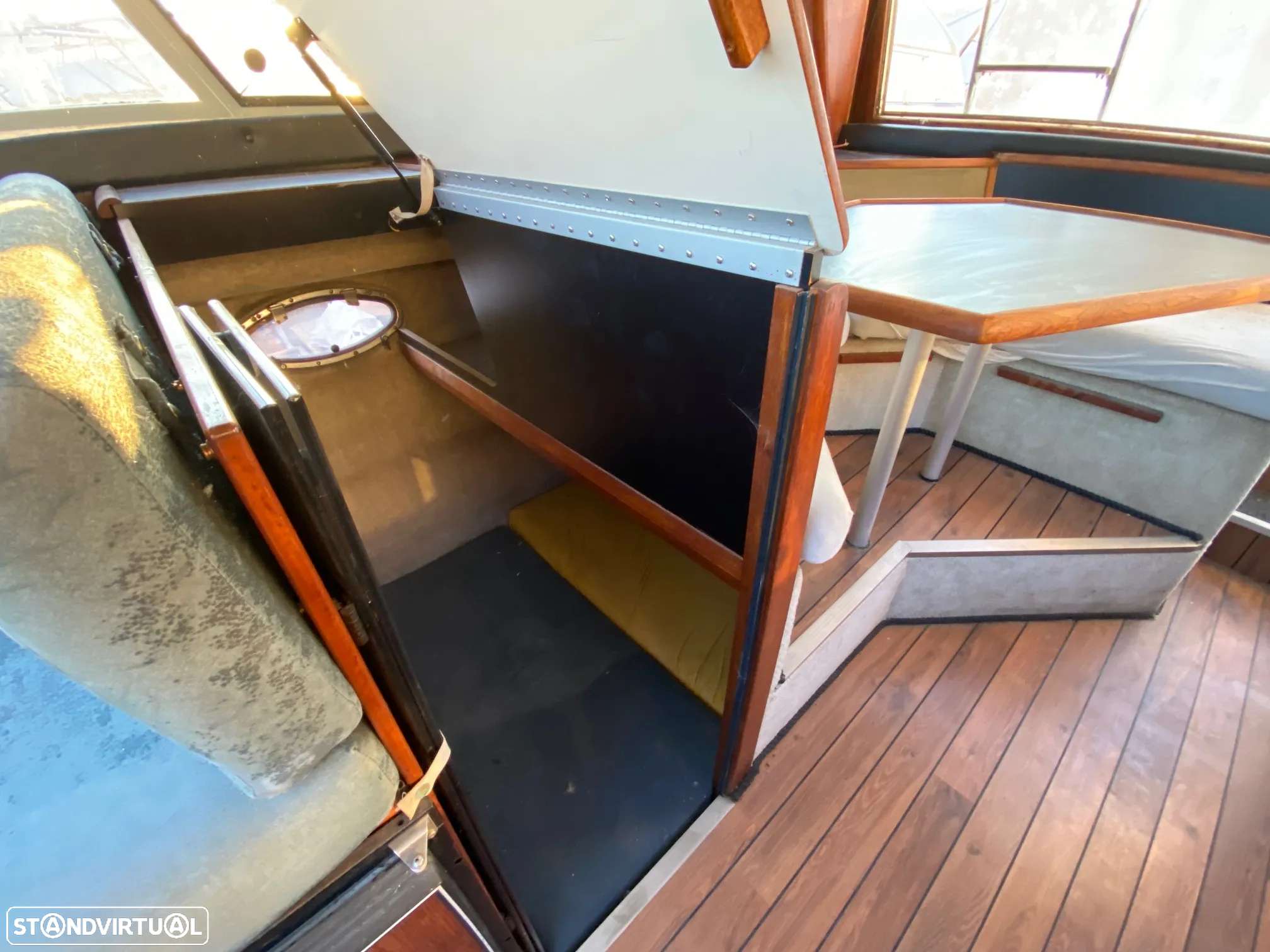 Bayliner 2958 MotorYacht - 9