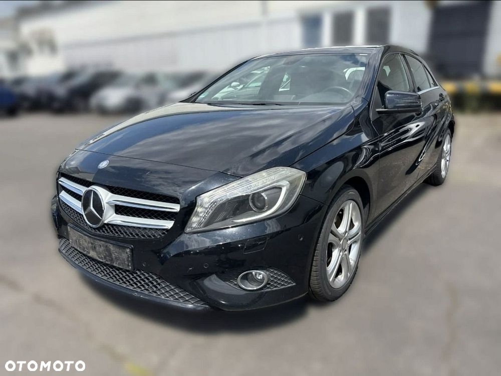 Mercedes-Benz Klasa A 180 (BlueEFFICIENCY) 7G-DCT AMG Sport - 2