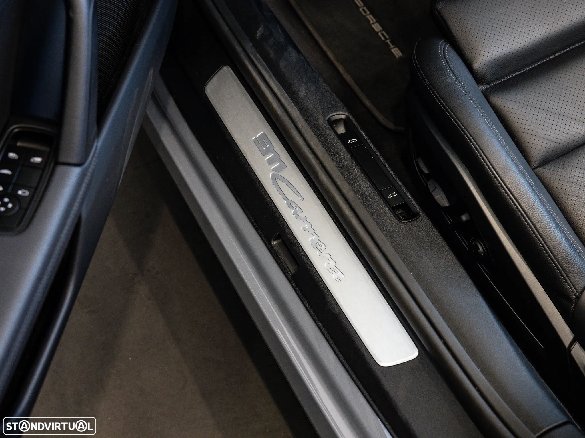Porsche 911 (992) Carrera Cabriolet PDK - 32
