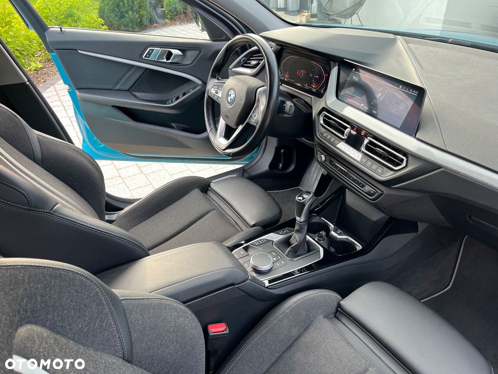 BMW Seria 1 118d Sport Line - 35