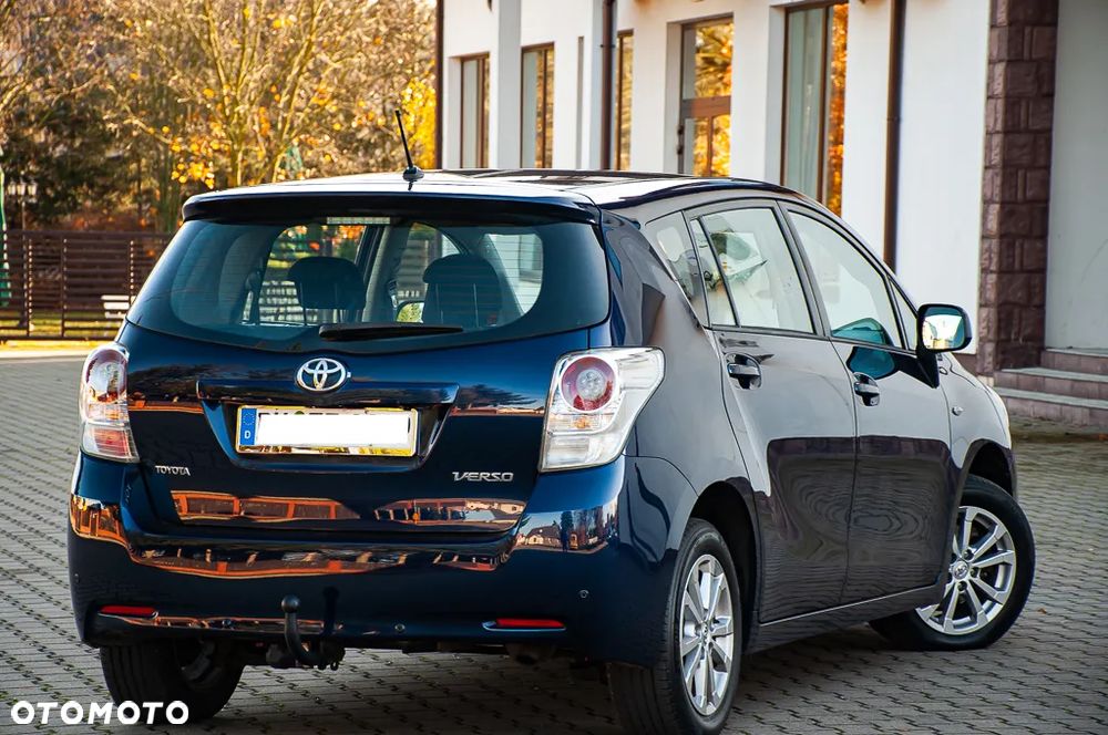 Toyota Verso 1.8 5-Sitzer Executive - 12