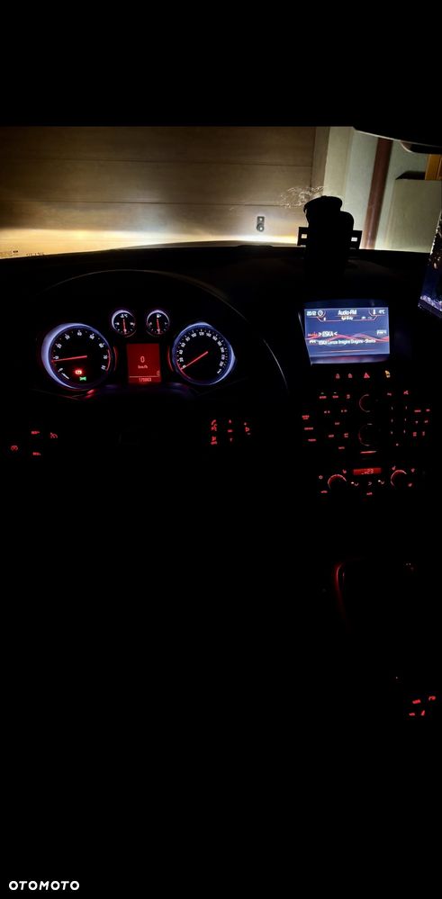 Opel Insignia - 9