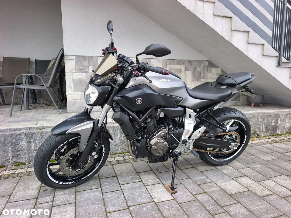 Yamaha MT - 4
