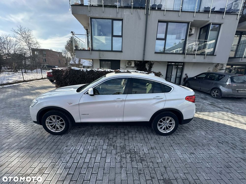 BMW X4 xDrive20i - 8